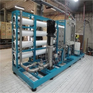 تصفیه آب صنعتی چیست تصفیه آب 10 رایمون 300x300 - تصفیه آب صنعتی چیست