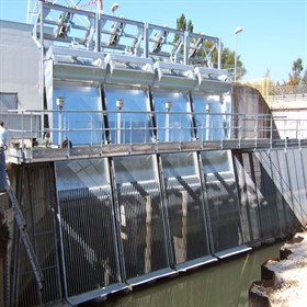 تصفیه خانه فاضلاب چیست تصفیه خانه فاضلاب چیست آشغالگیر مکانیکی رایمون - تصفیه خانه فاضلاب چیست